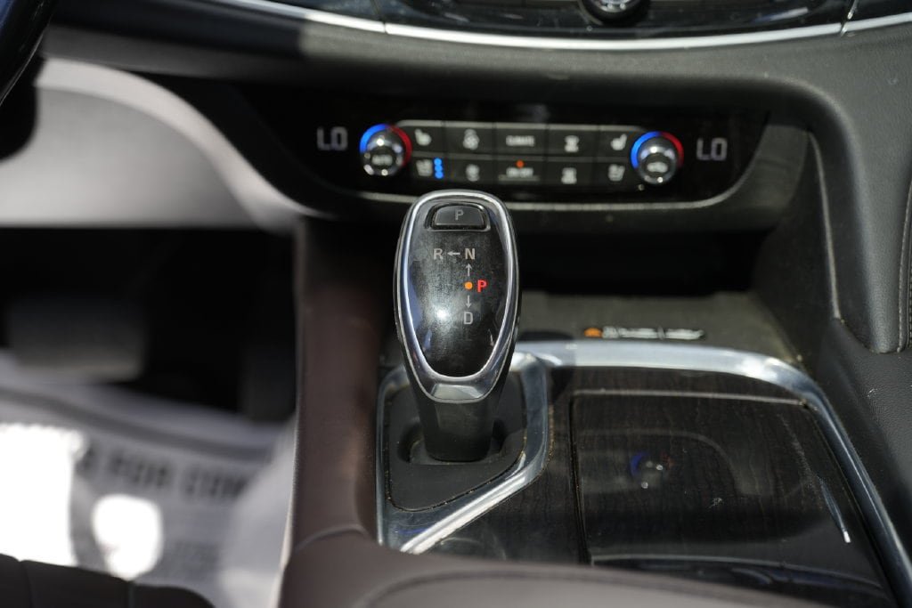 Used 2020 Buick Enclave Avenir w/ Avenir Technology Package AWD/4WD image 46