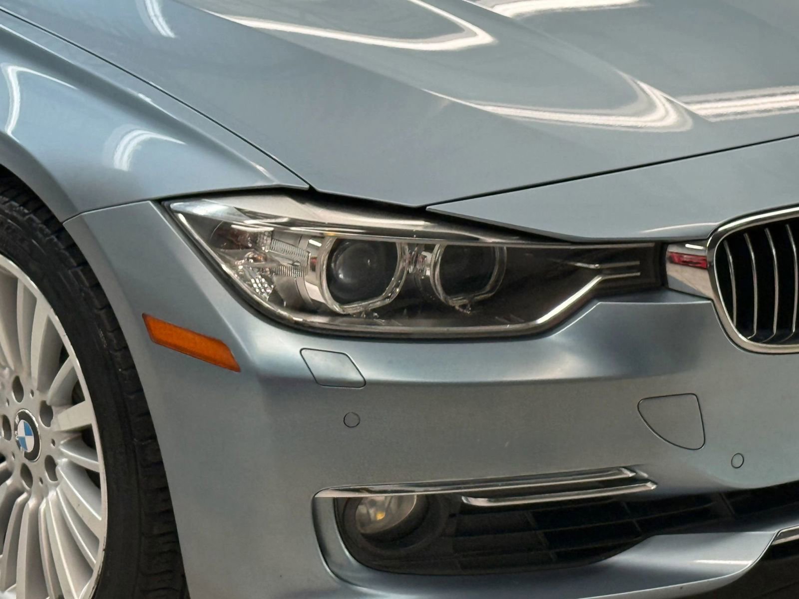 Used 2013 BMW 328i xDrive Sedan AWD/4WD image 6