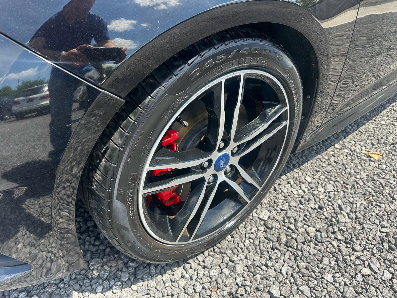 Used 2018 Ford Focus ST image 3