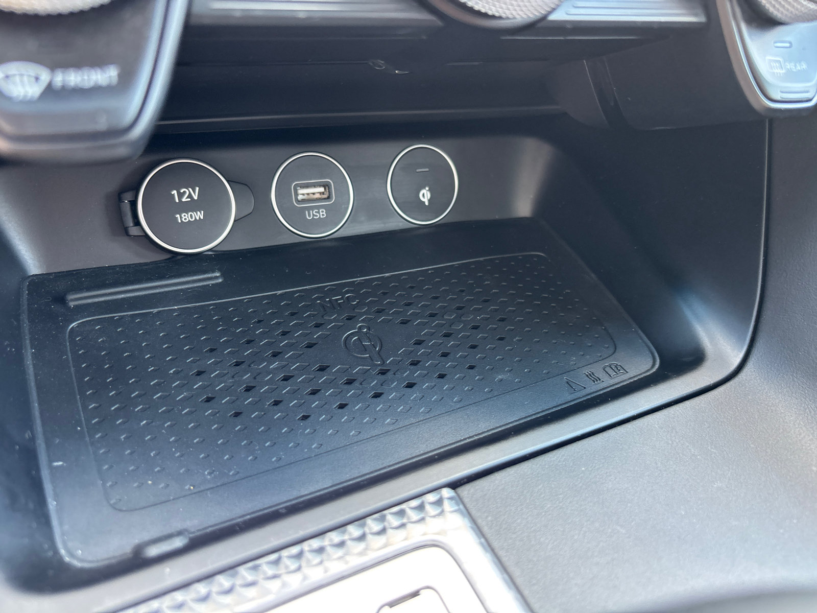 Used 2023 Genesis G70 3.3T w/ Sport Prestige Package AWD/4WD image 23