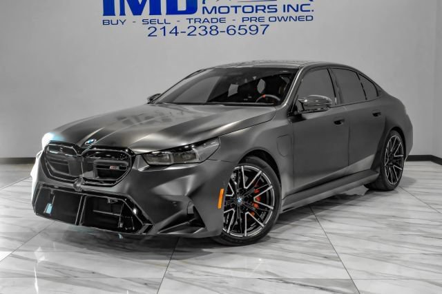 Used 2026 BMW M5 w/ Carbon Package AWD/4WD image 2