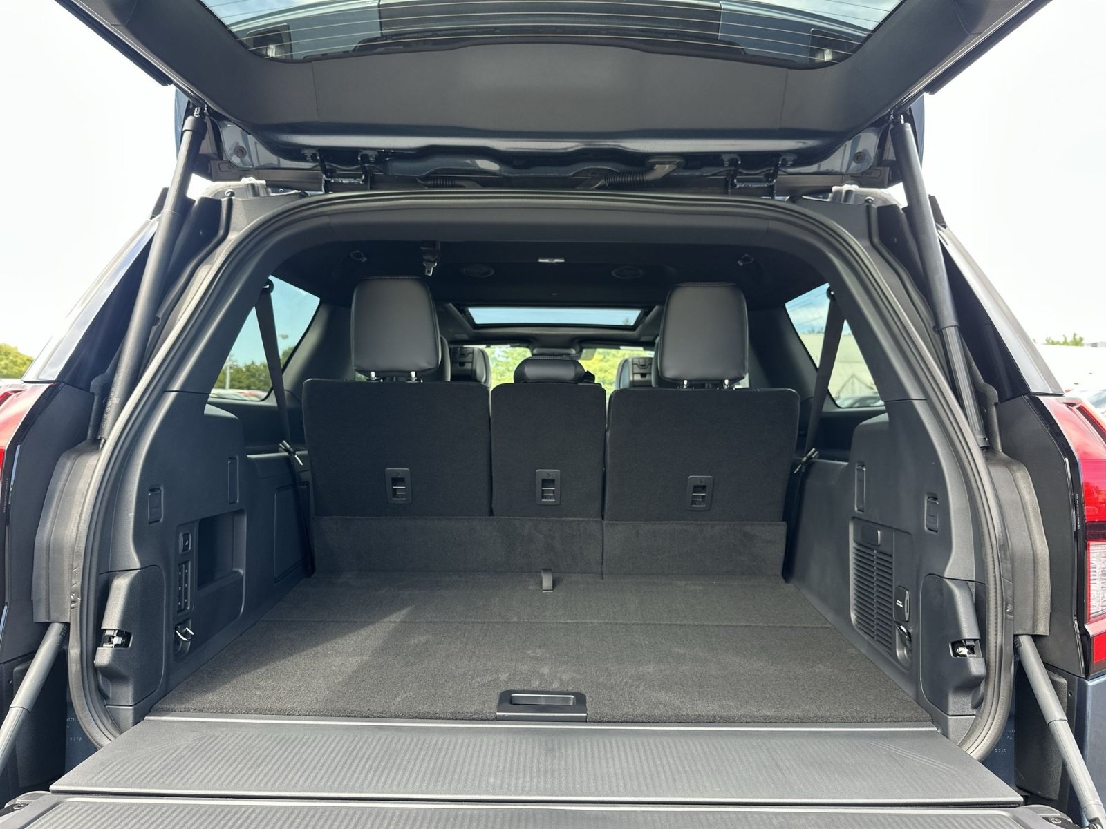 New 2027 Ford Expedition Max Platinum w/ Stealth Performance Package AWD/4WD image 28