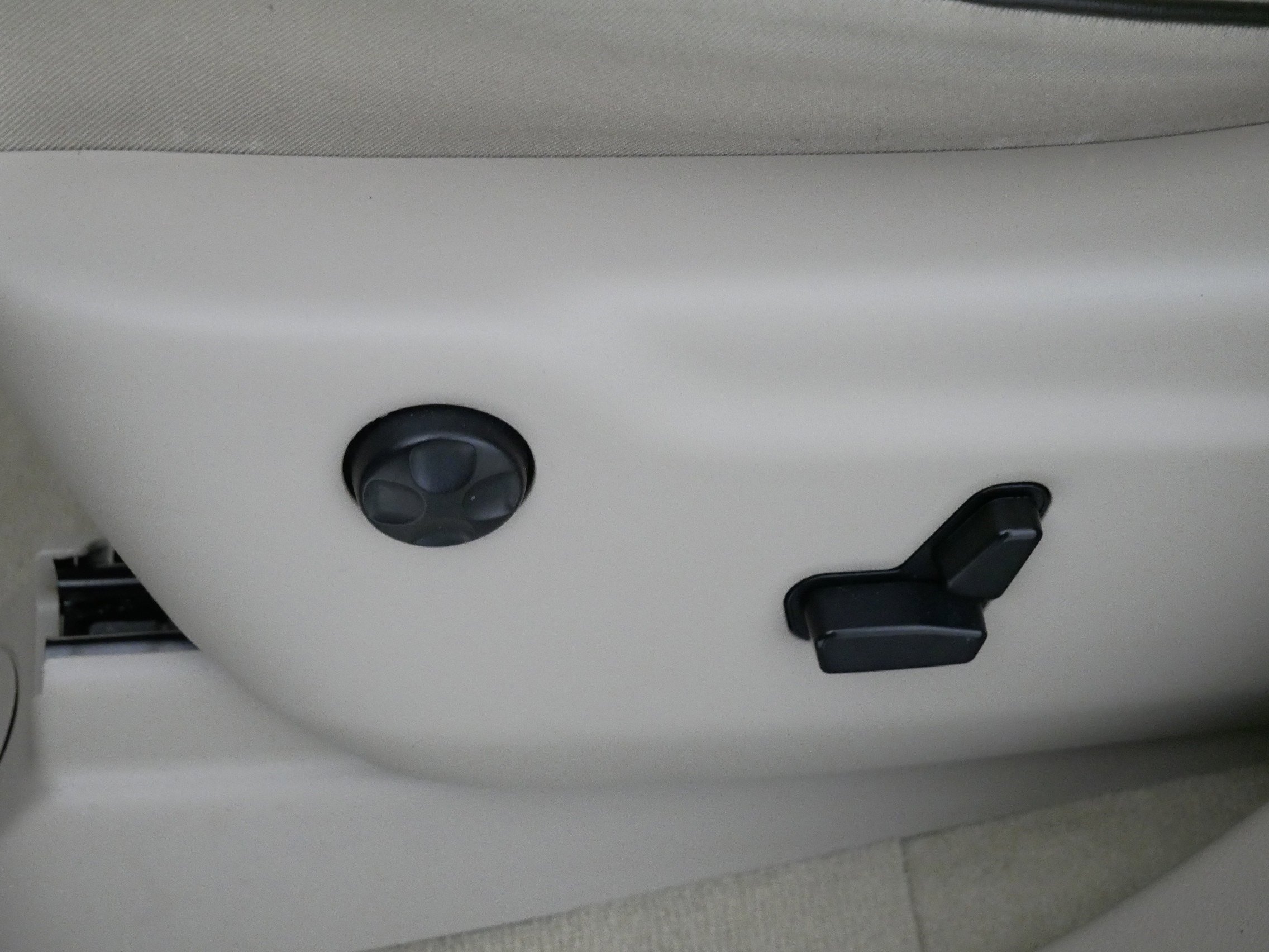 Used 2020 Jeep Grand Cherokee Overland image 20