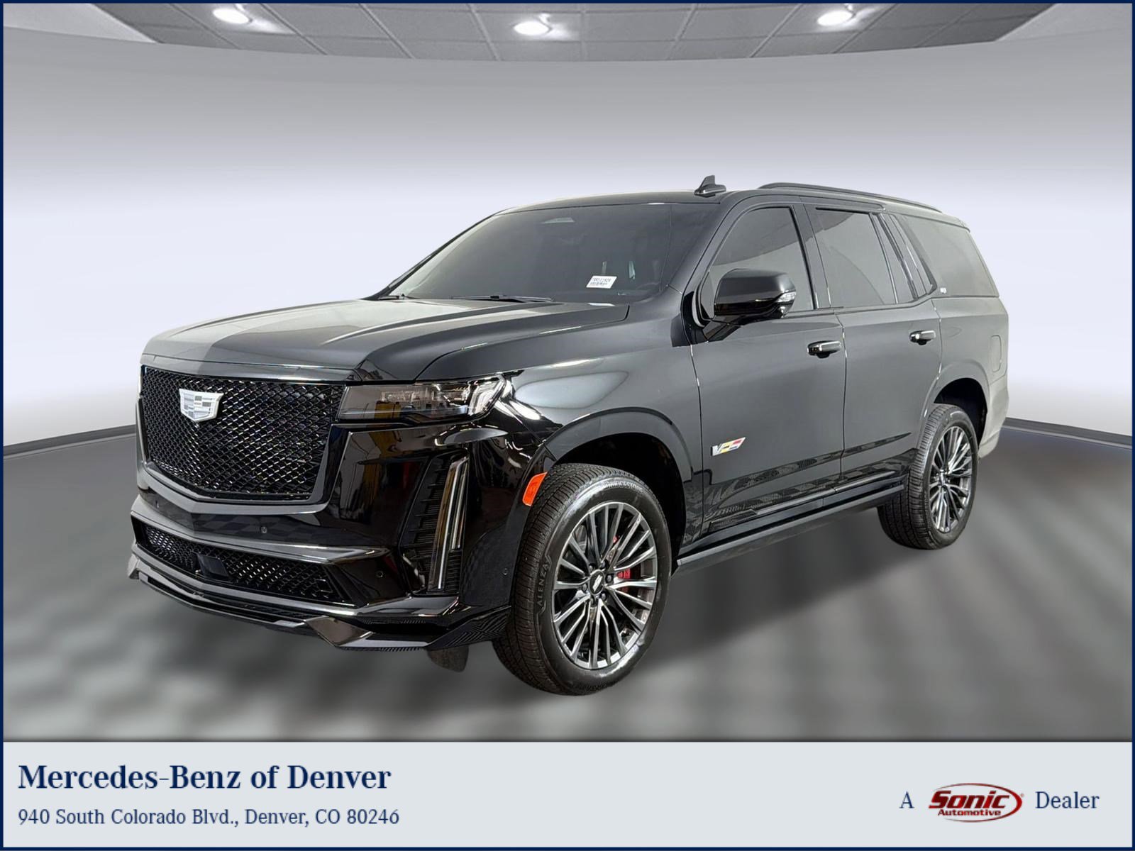 Used 2024 Cadillac Escalade V w/ Heavy-Duty Trailer Package AWD/4WD image 1