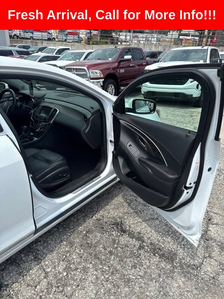 Used 2016 Buick LaCrosse Leather FWD image 12