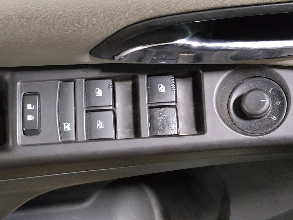 Used 2015 Chevrolet Cruze LS FWD image 27