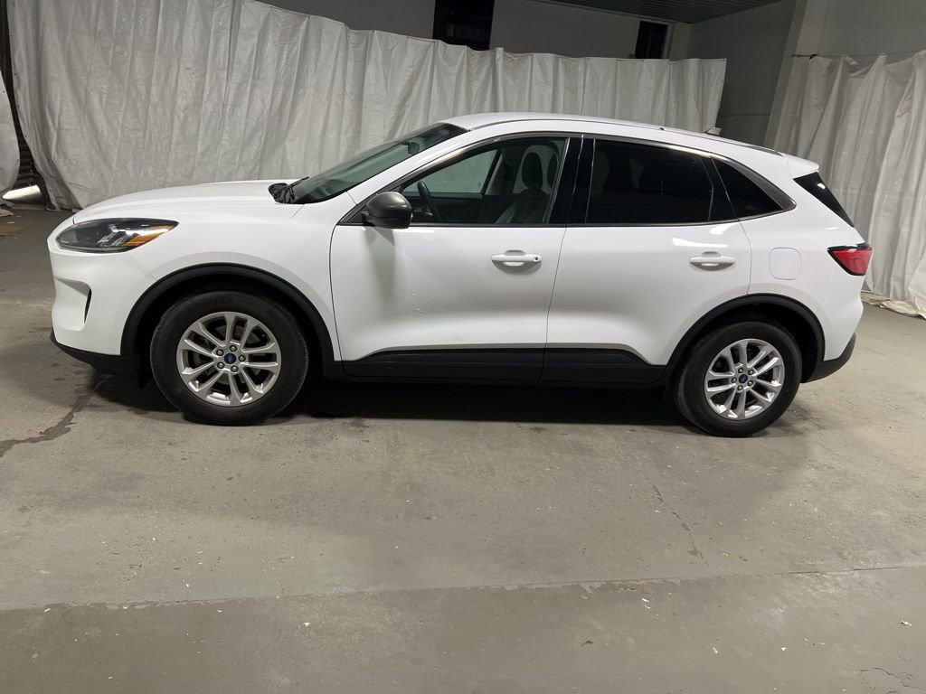 Used 2022 Ford Escape SE w/ Convenience Package image 4