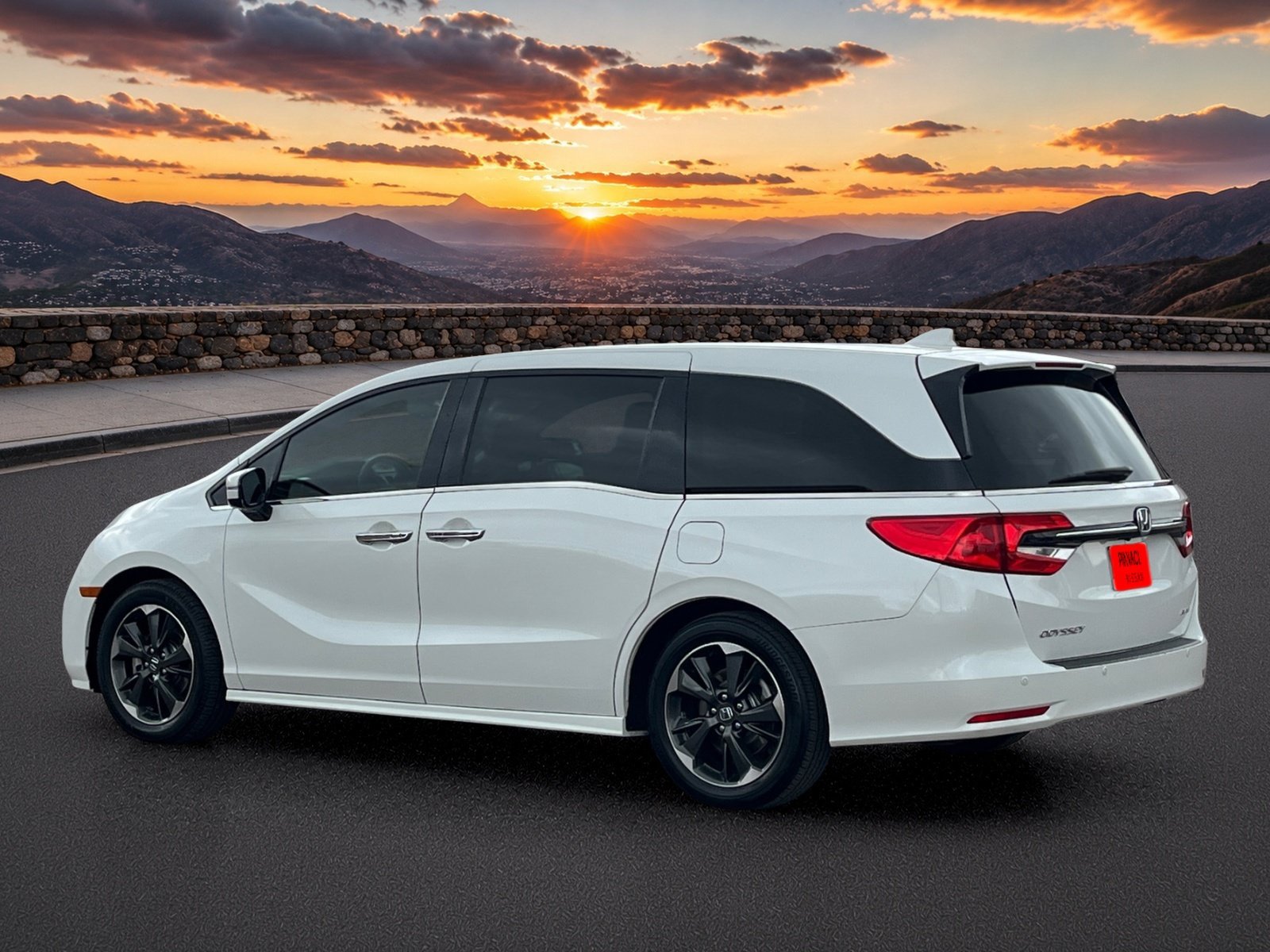 Used 2022 Honda Odyssey Elite image 4