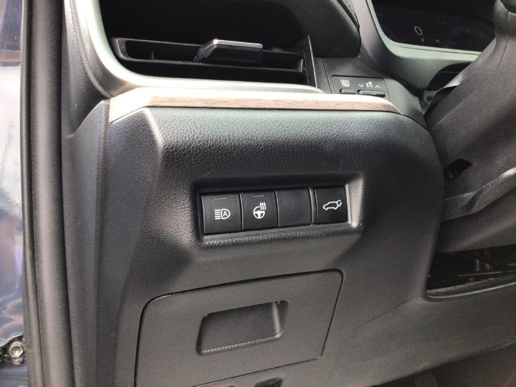 Used 2024 Toyota Grand Highlander AWD image 31