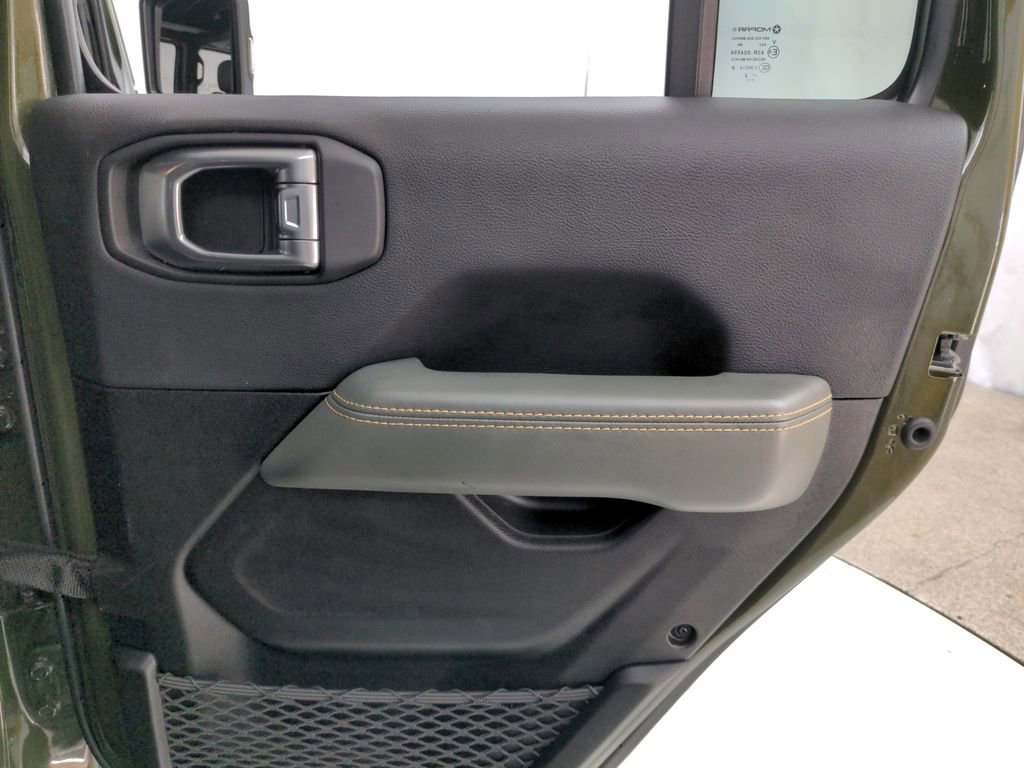 Used 2024 Jeep Wrangler High Altitude AWD/4WD image 34
