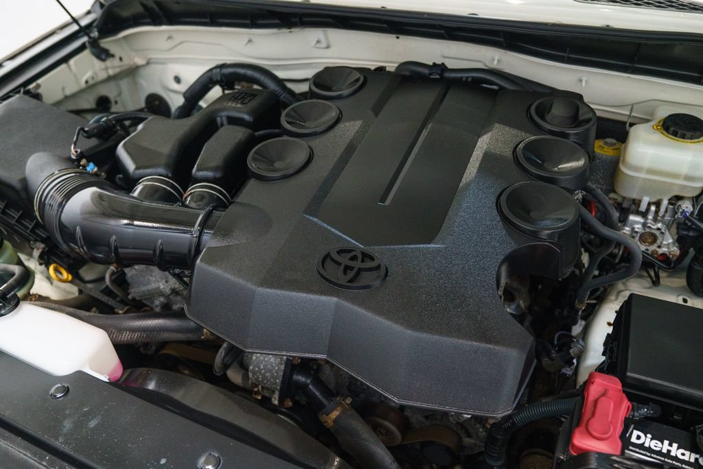 Used 2010 Toyota FJ Cruiser 4WD image 31