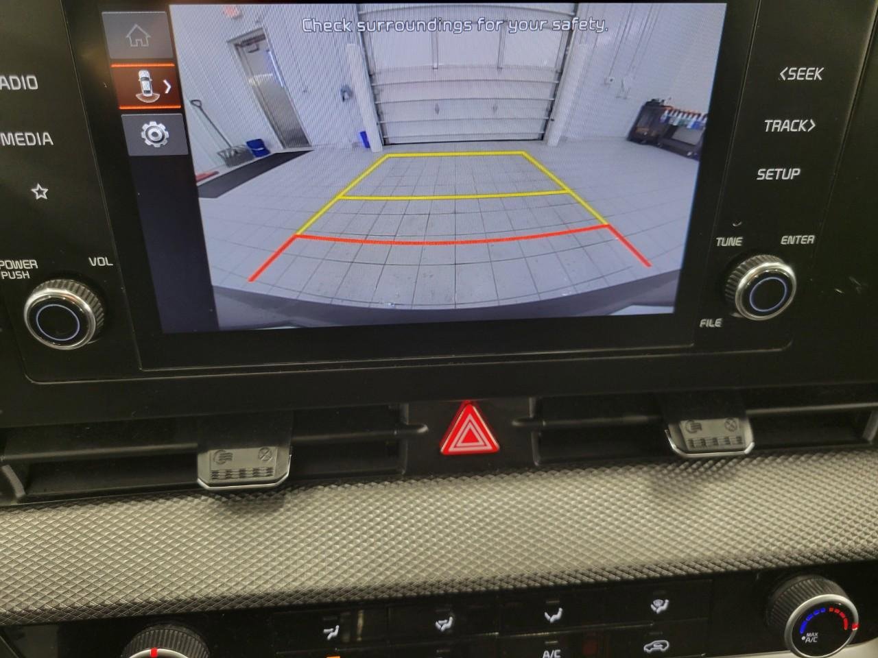 Used 2025 Kia Sportage LX image 15