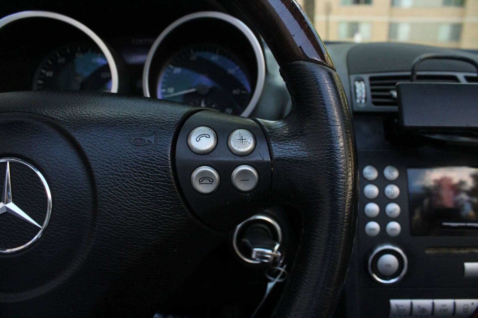 Used 2008 Mercedes-Benz SLK 350 image 20