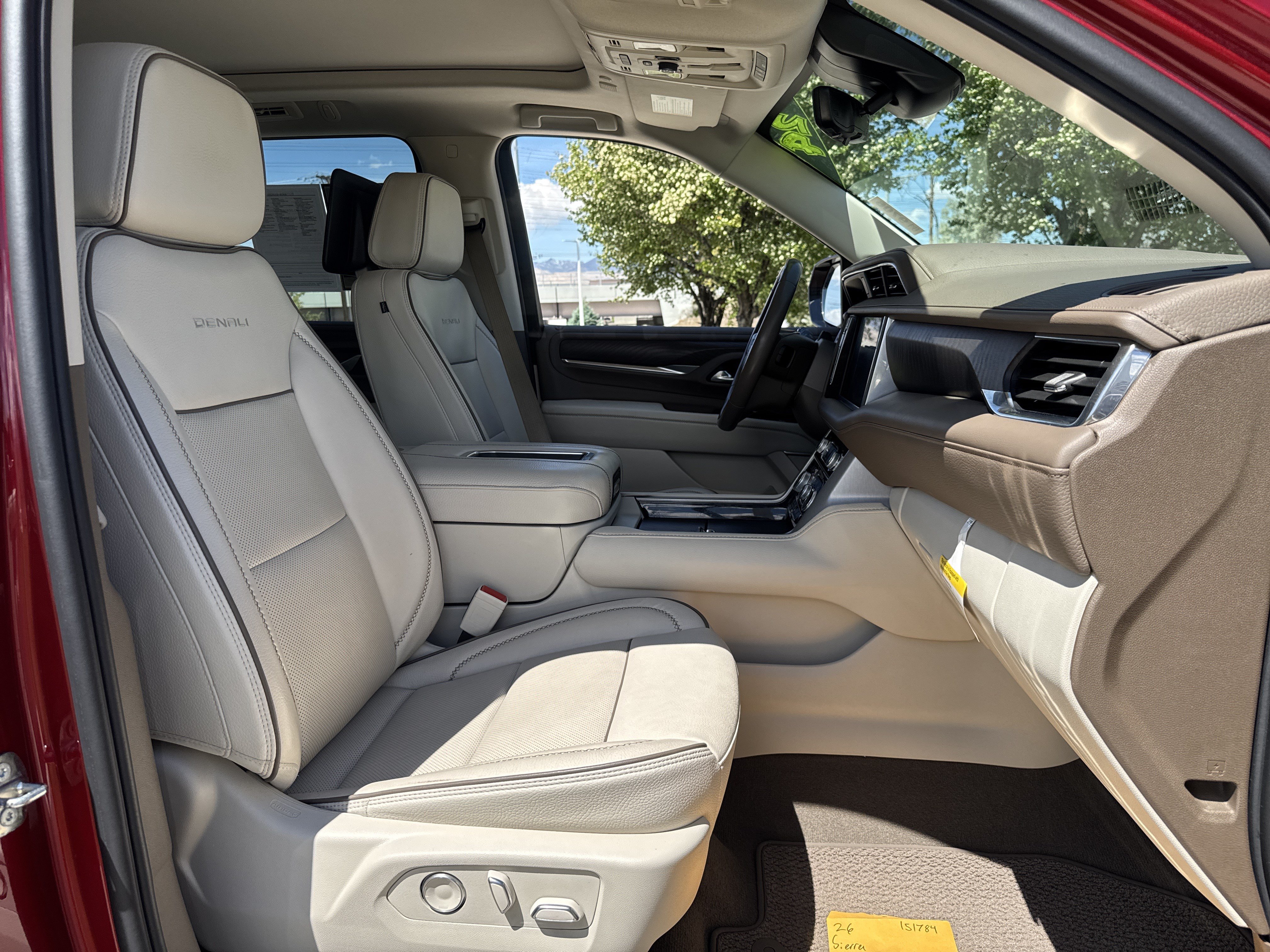 Certified 2024 GMC Yukon XL Denali w/ Advanced Technology Package AWD/4WD image 21