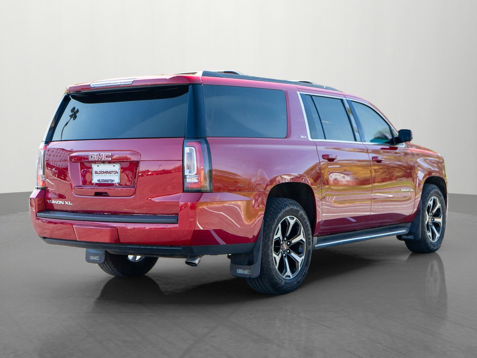 Used 2015 GMC Yukon XL SLT w/ HD Trailering Package AWD/4WD image 7