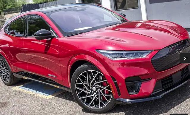 Used 2021 Ford Mustang Mach-E GT w/ GT Performance Edition AWD/4WD image 3