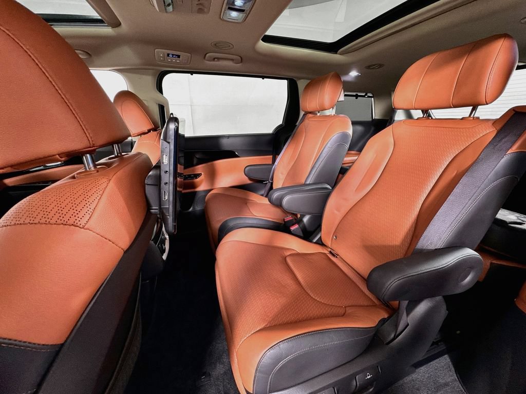 Used 2022 Kia Carnival SX Prestige FWD image 26