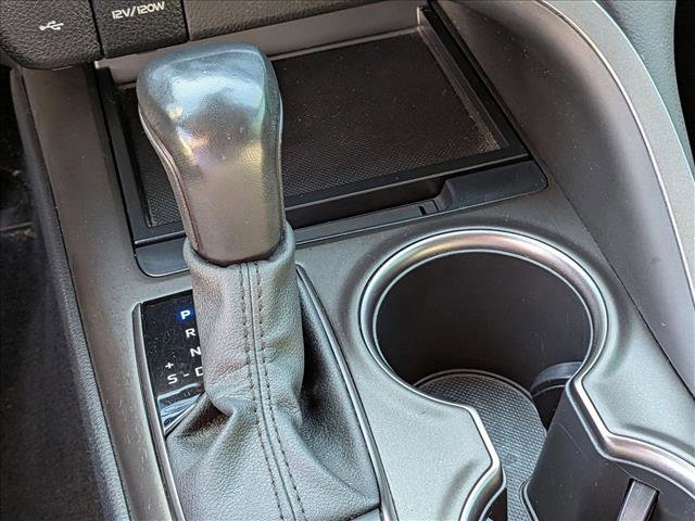 Used 2022 Toyota Camry SE FWD image 11