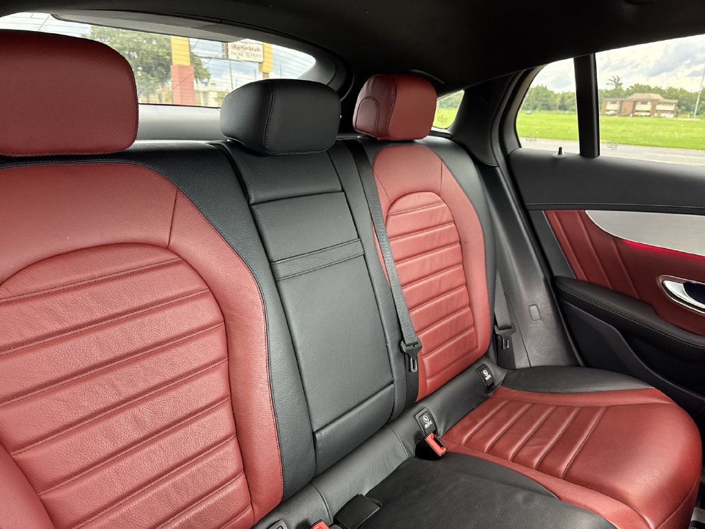 Used 2023 Mercedes-Benz GLC 43 AMG 4MATIC Coupe image 33