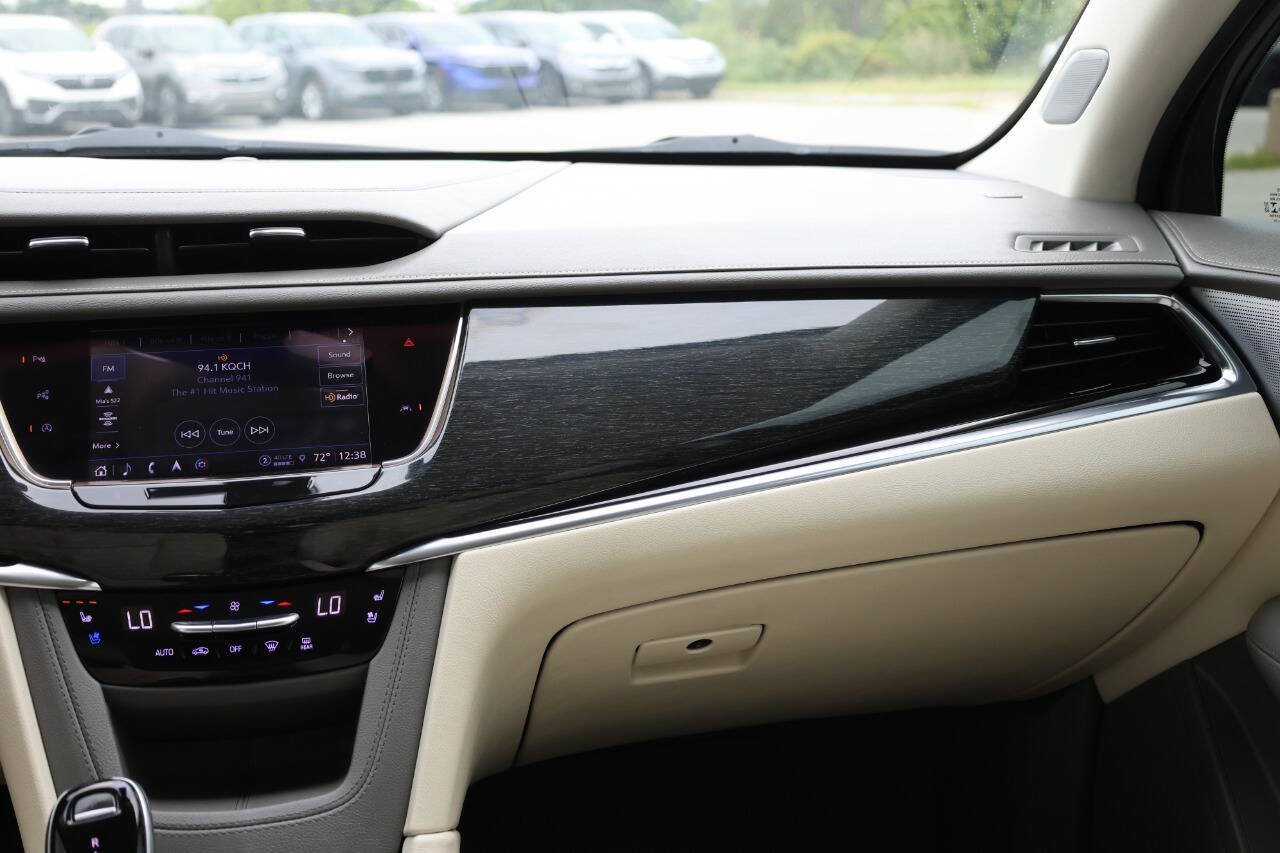 Used 2022 Cadillac XT6 Premium Luxury w/ Technology Package AWD/4WD image 26
