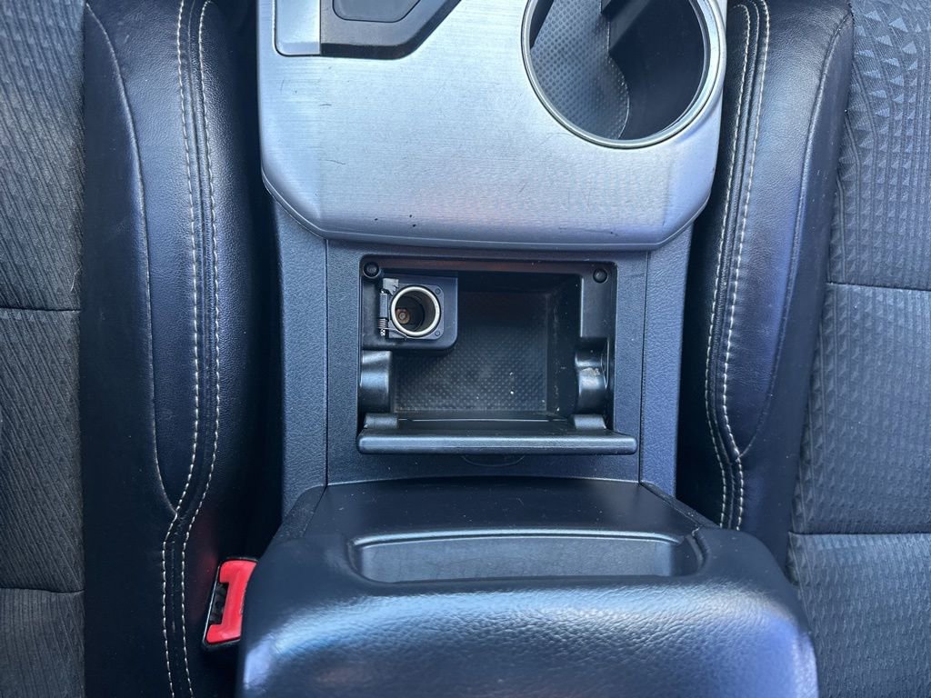 Used 2013 Toyota Camry SE image 6