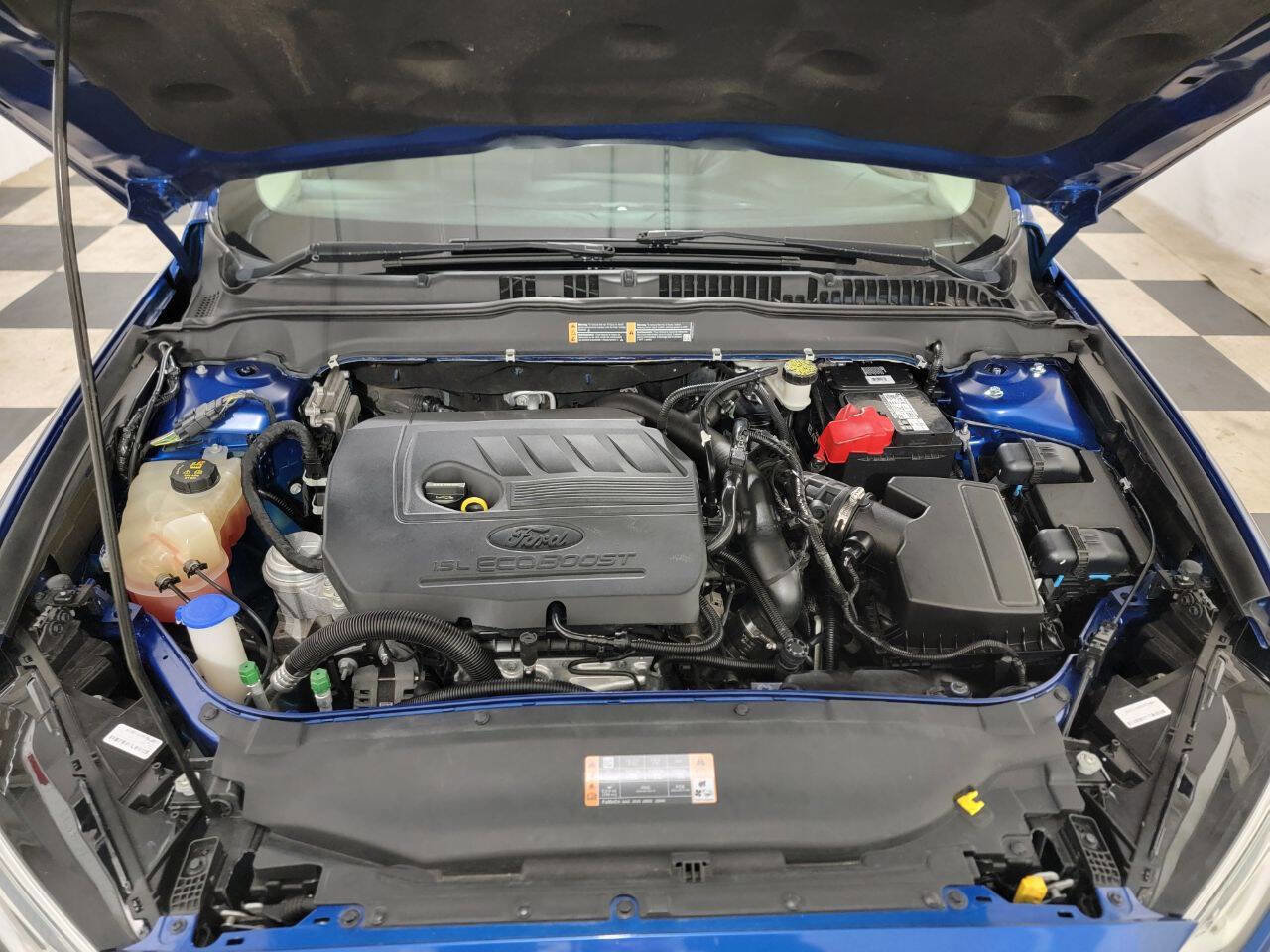 Used 2017 Ford Fusion SE w/ Fusion SE Technology Package FWD image 50