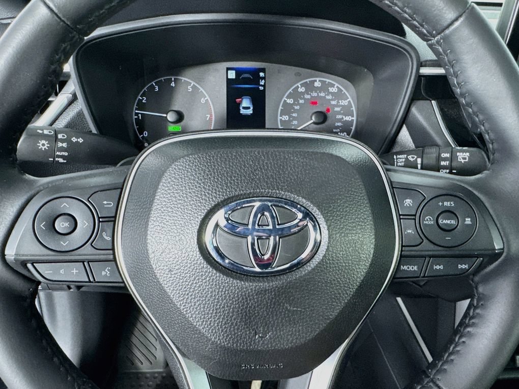 Used 2024 Toyota Corolla Cross AWD Hybrid image 16