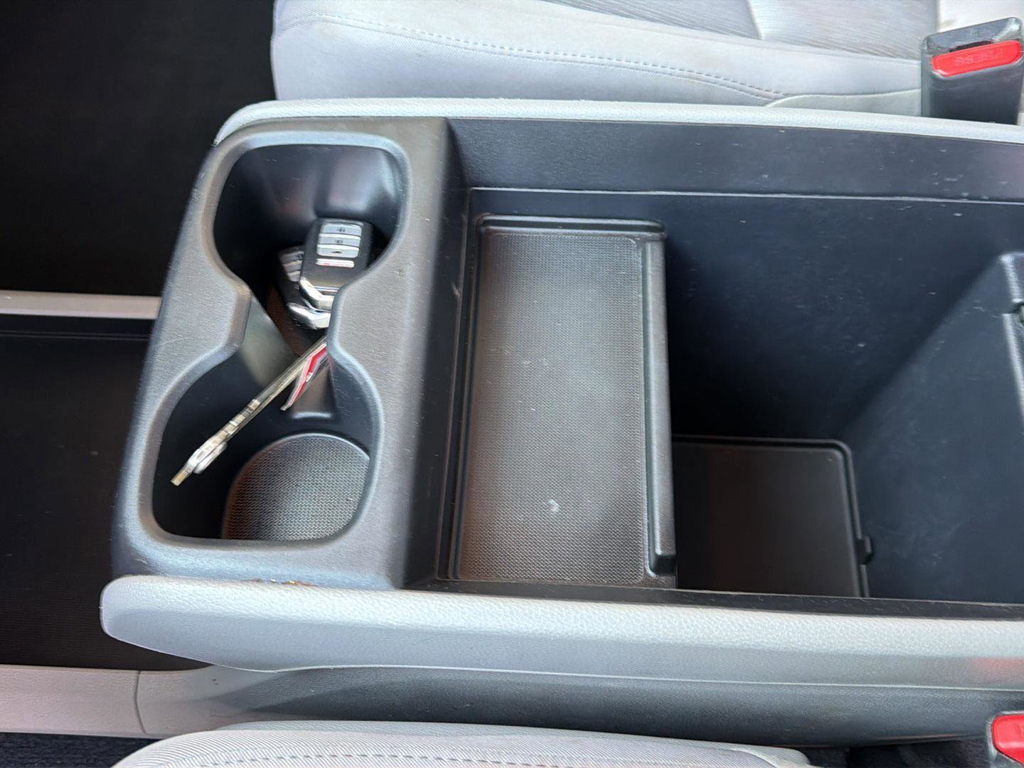 Used 2019 Honda Odyssey LX image 25