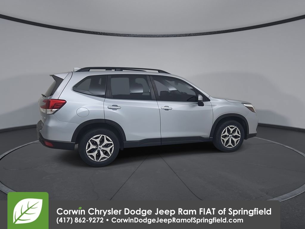 Used 2021 Subaru Forester Premium AWD/4WD image 15