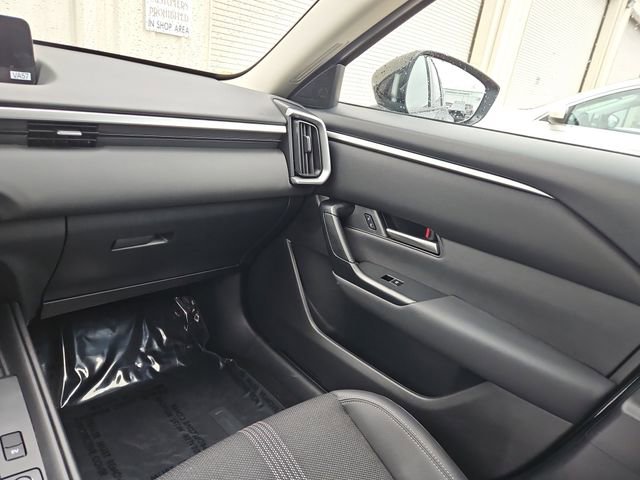 Certified 2025 MAZDA CX-50 2.5 Hybrid w/ Preferred Pkg image 12