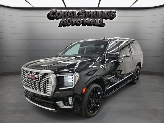 Used 2022 GMC Yukon XL Denali image 3