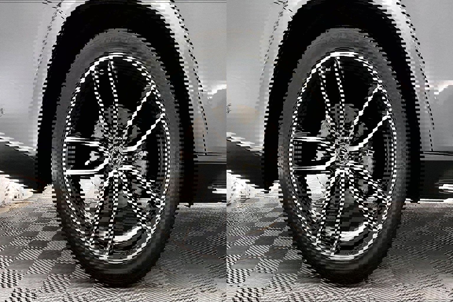 Used 2023 Mercedes-Benz GLS 450 4MATIC image 8