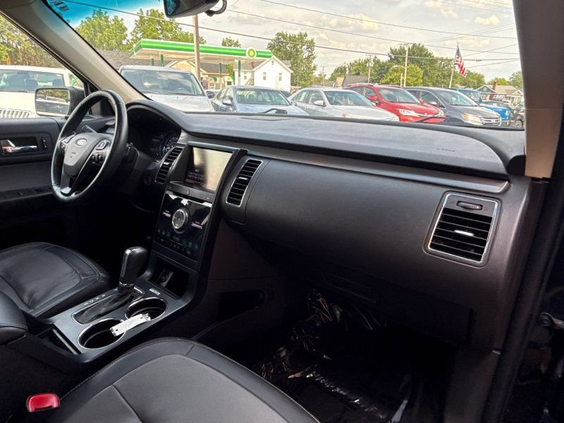 Used 2014 Ford Flex Limited w/ Equipment Group 303A AWD/4WD image 20
