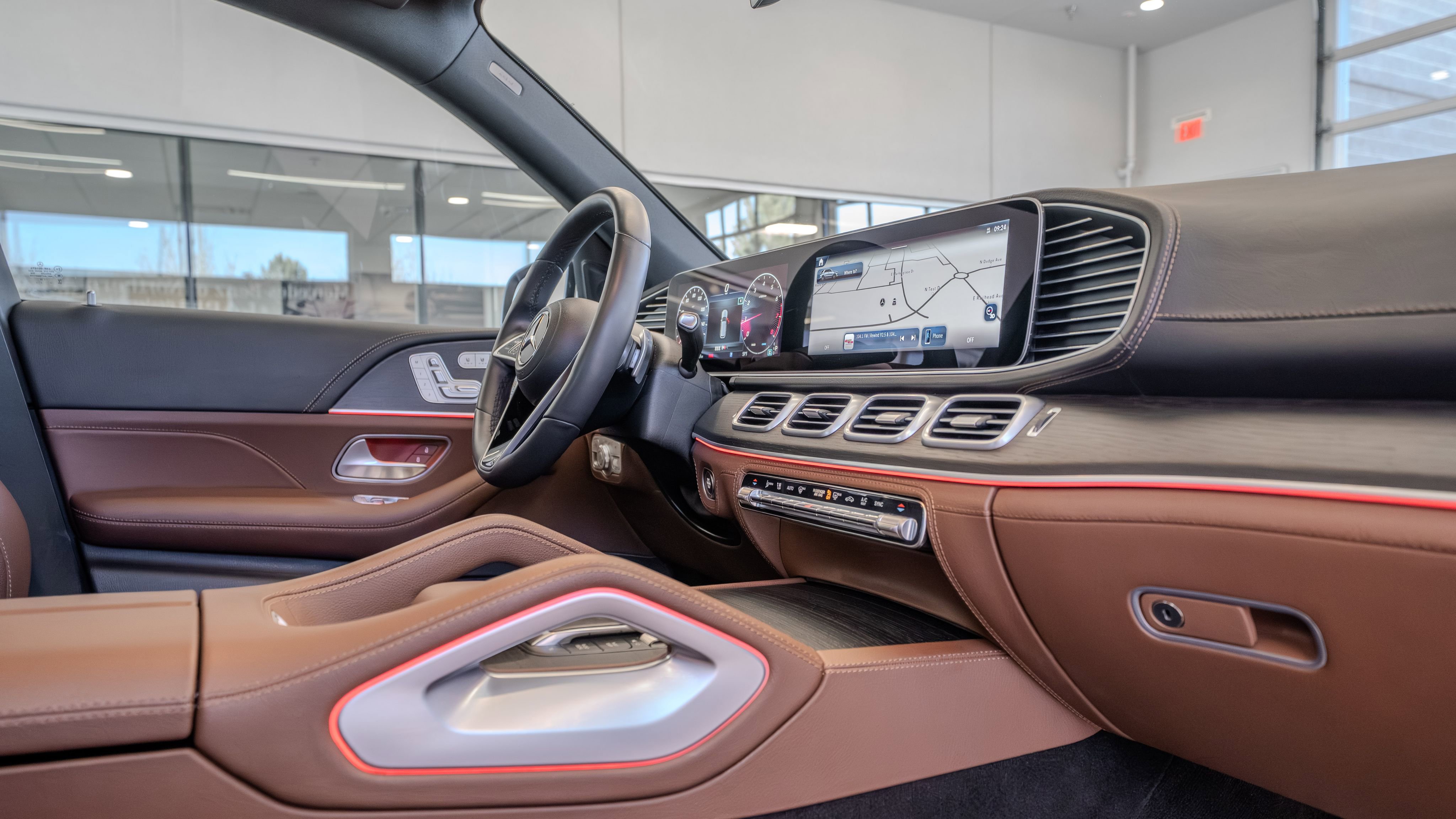 Certified 2024 Mercedes-Benz GLE 350 4MATIC image 18