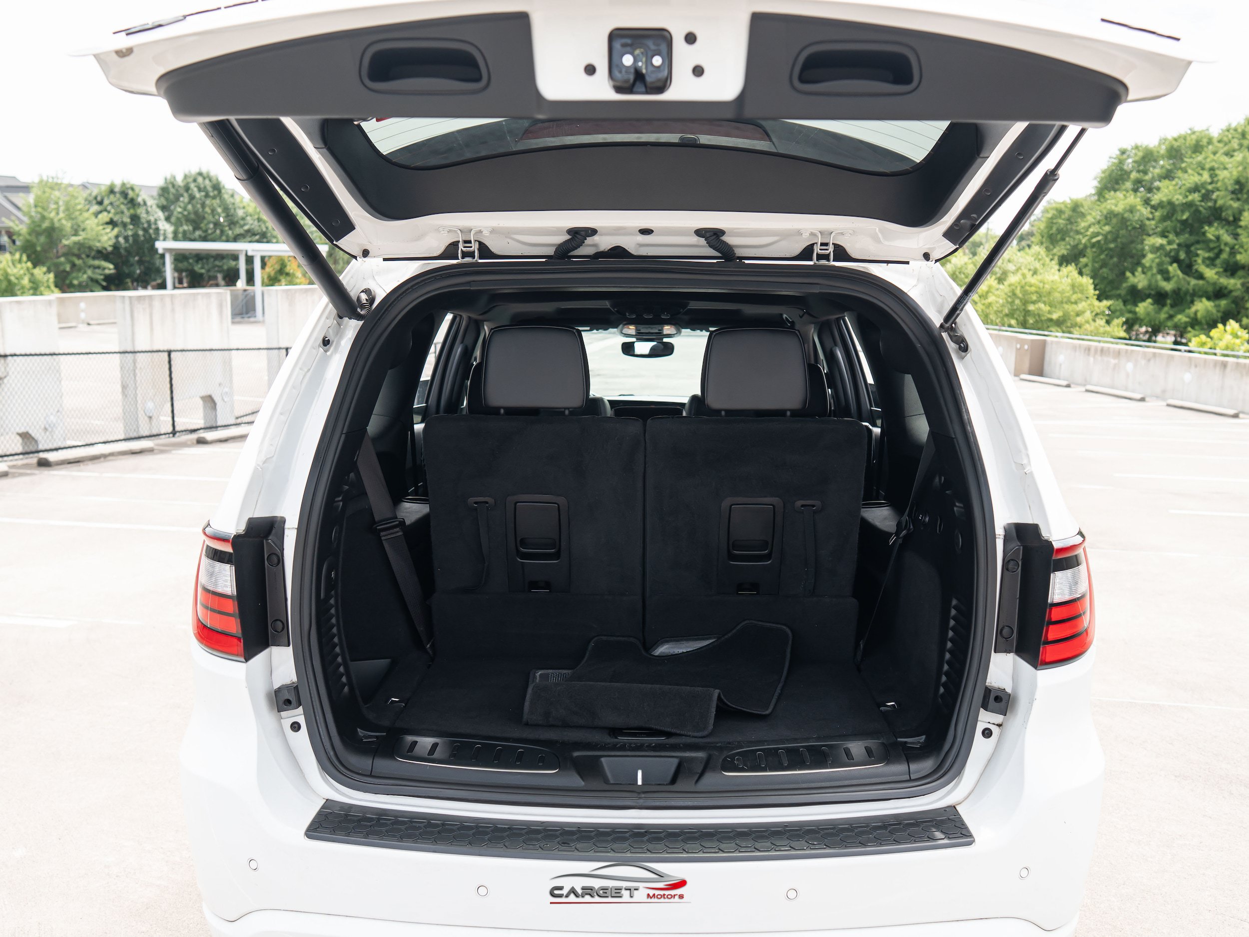 Used 2022 Dodge Durango R/T w/ Blacktop Package AWD/4WD image 51