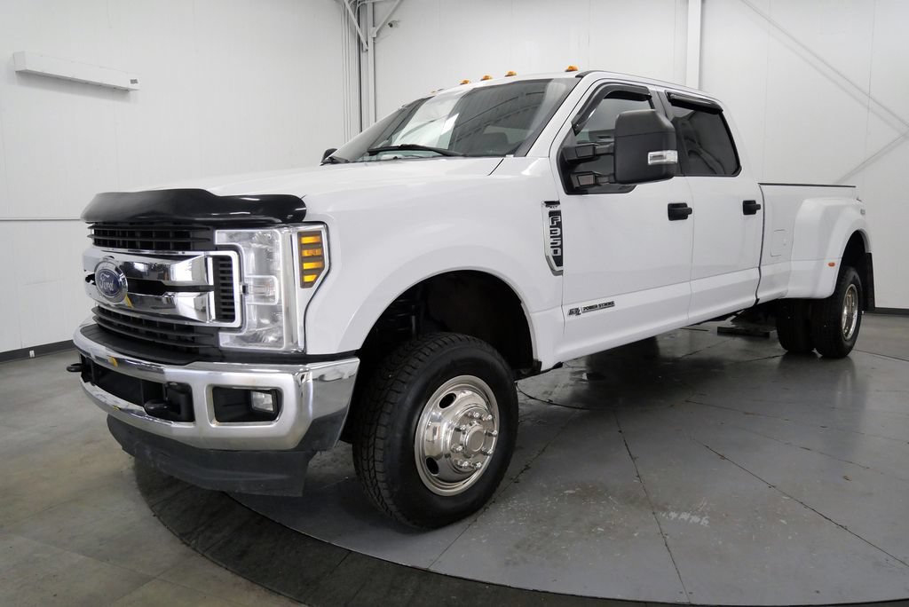 Used 2019 Ford F350 XLT w/ XLT Value Package AWD/4WD image 3