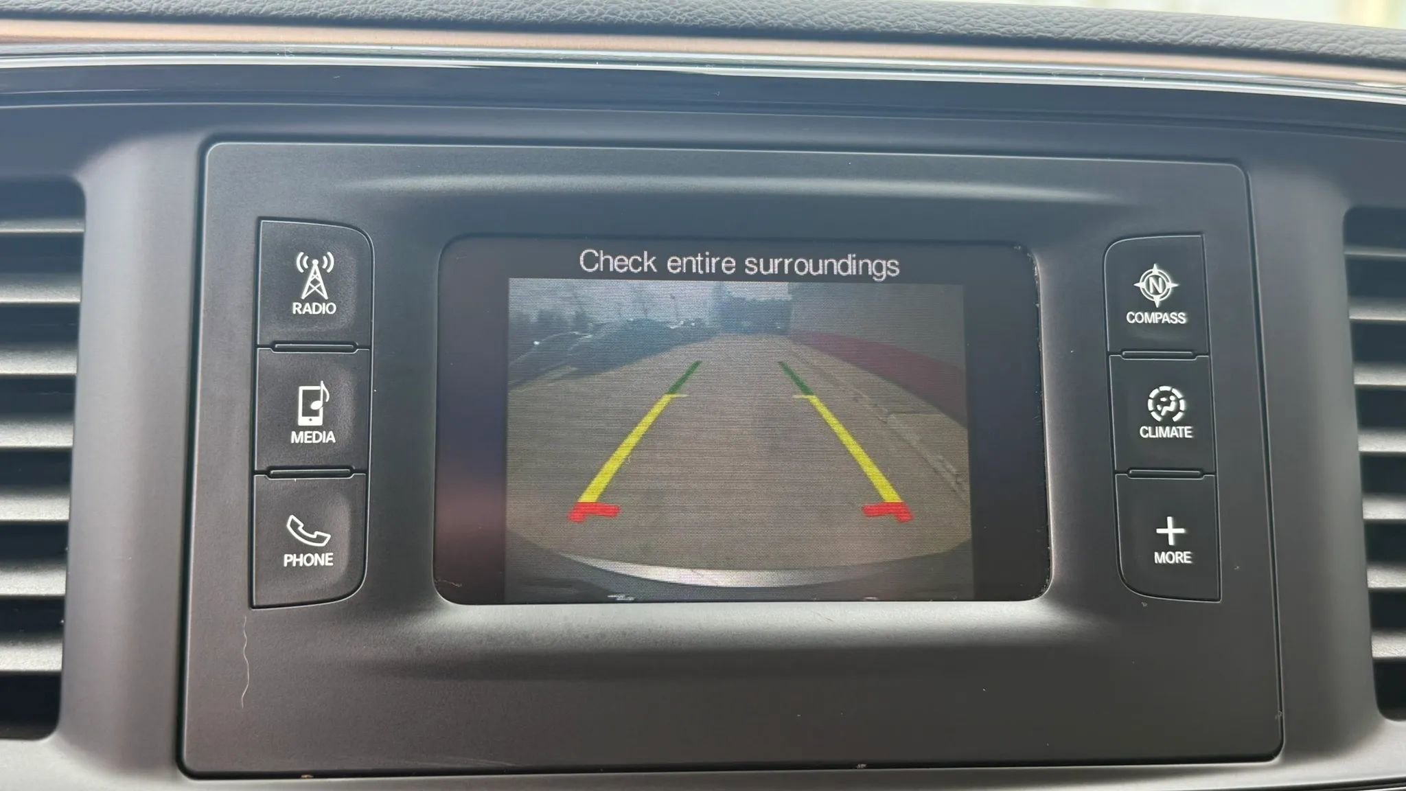 Used 2017 Chrysler Pacifica LX image 19