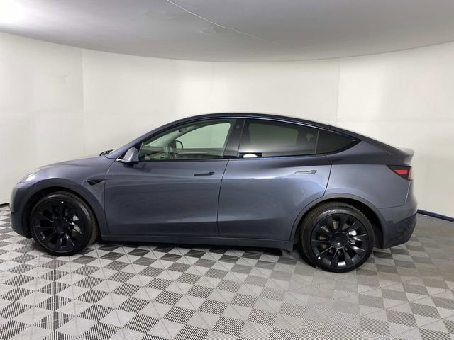 Used 2023 Tesla Model Y Long Range AWD/4WD image 5