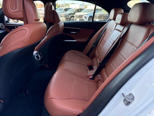 Used 2025 Mercedes-Benz C 300 4MATIC Sedan image 24