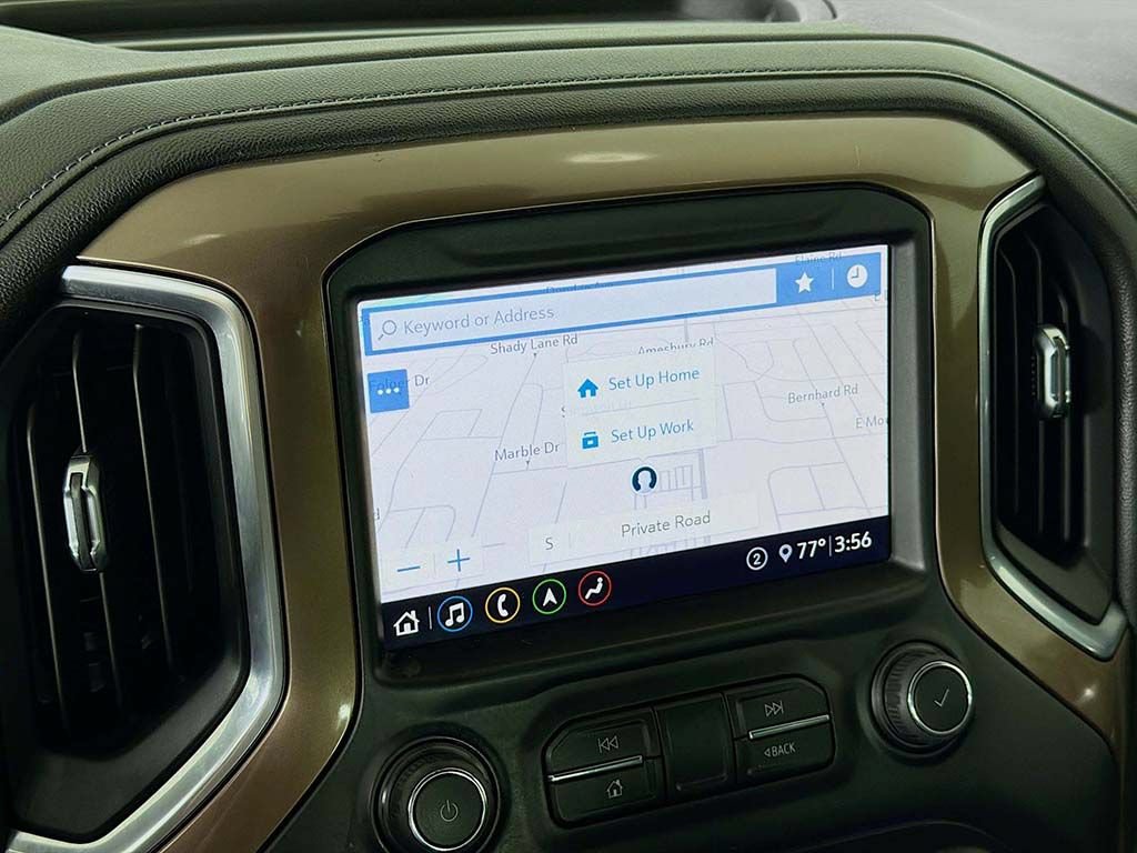 Used 2020 Chevrolet Silverado 1500 High Country w/ Technology Package AWD/4WD image 40