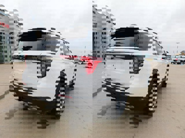 New 2026 Ford Explorer Active w/ Active Comfort Package image 6