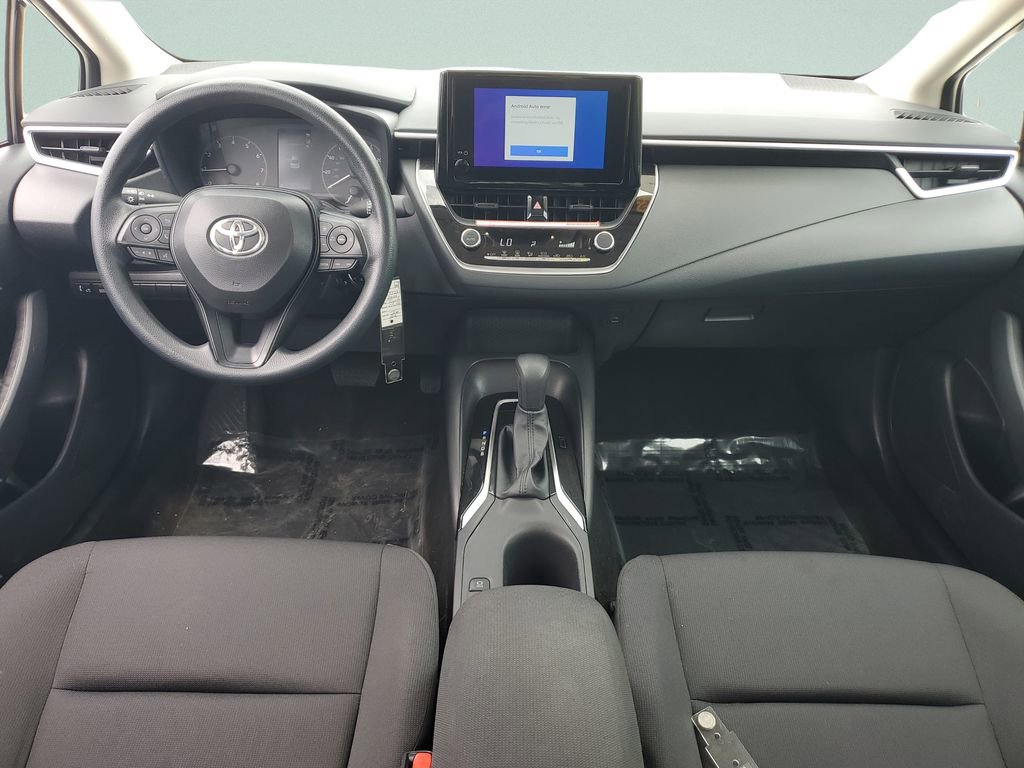 Used 2025 Toyota Corolla LE FWD image 10