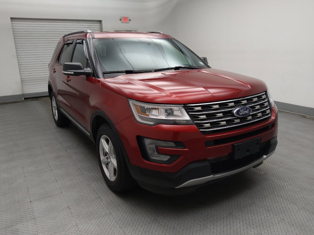 Used 2017 Ford Explorer XLT AWD/4WD image 13