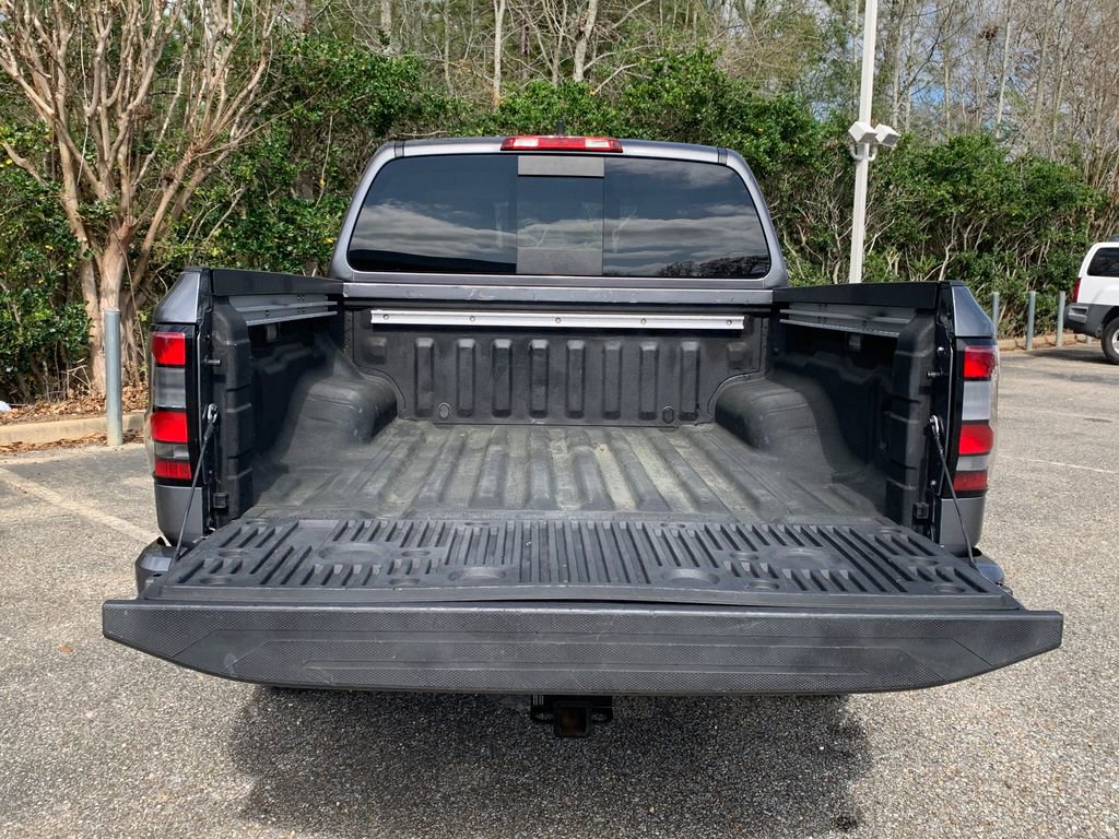 Used 2023 Nissan Frontier SV w/ SV Convenience Package image 7