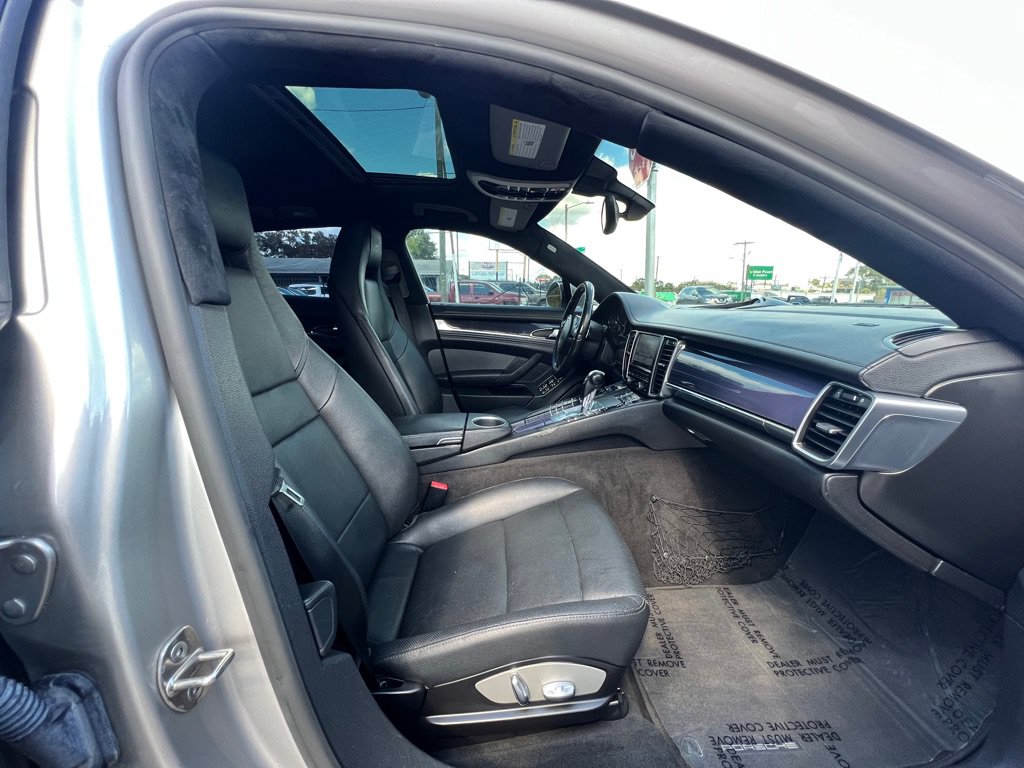 Used 2012 Porsche Panamera S RWD image 23