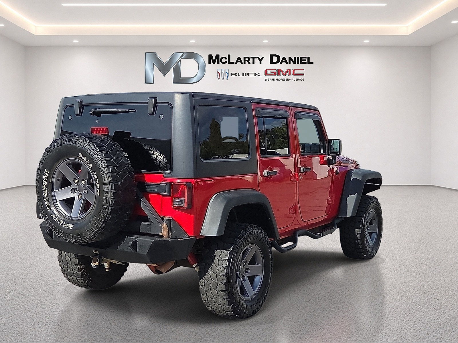 Used 2015 Jeep Wrangler Unlimited Sport w/ Connectivity Group AWD/4WD image 14