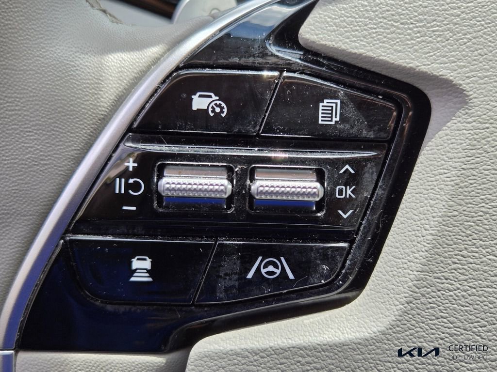 Certified 2023 Kia Niro Wave FWD image 29