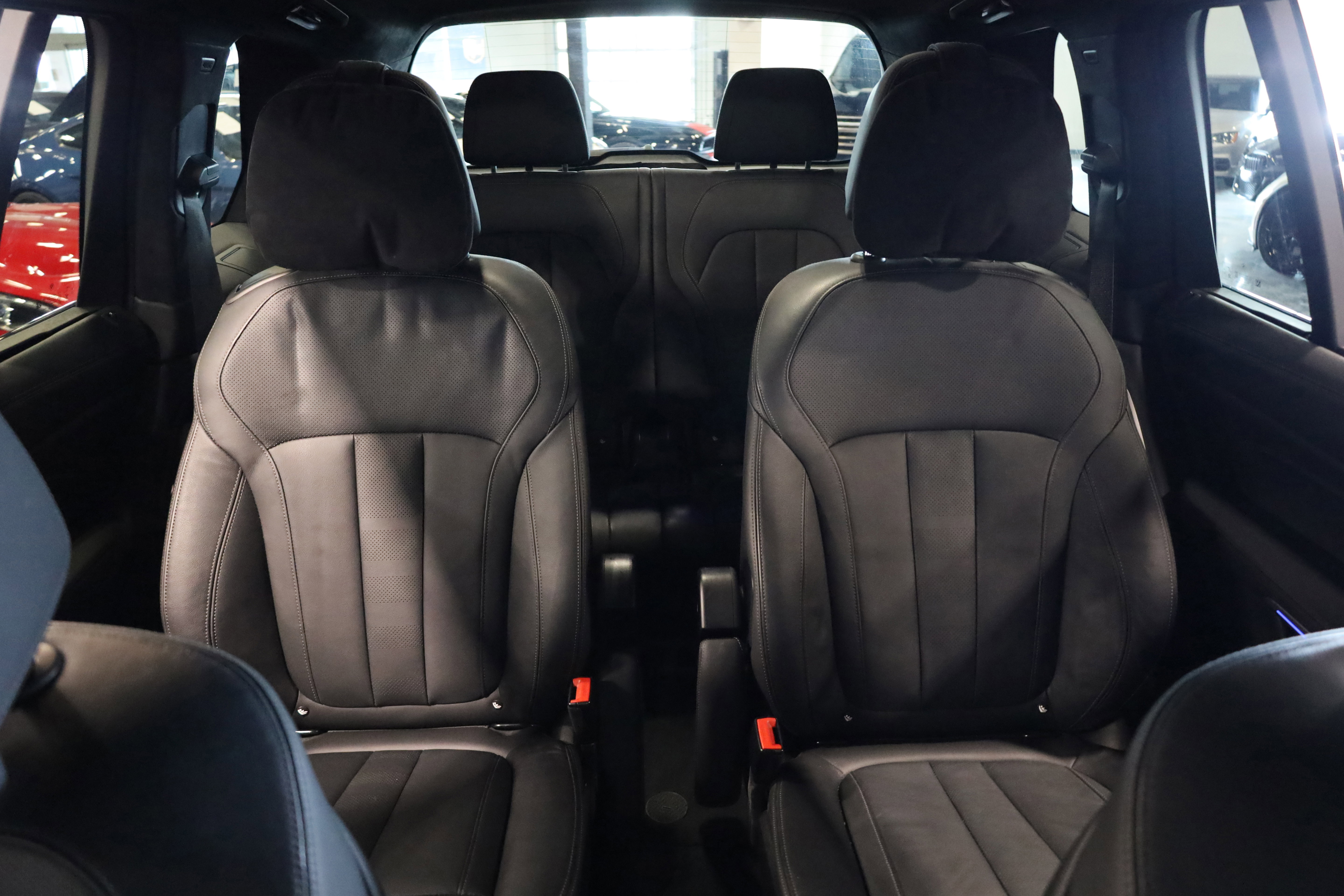 Used 2022 BMW X7 xDrive40i w/ M Sport Package image 35