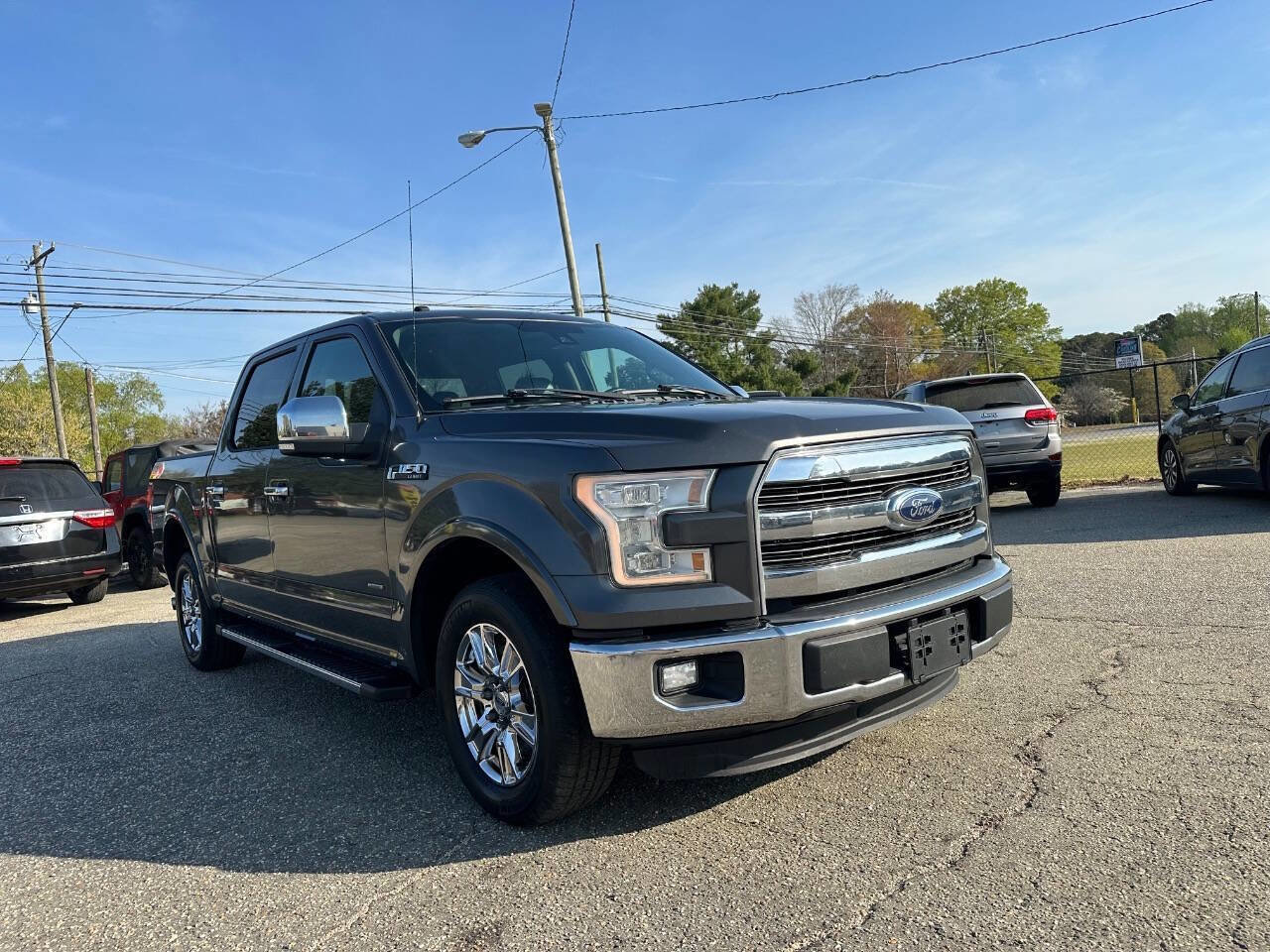 Used 2016 Ford F150 Lariat w/ Equipment Group 502A Luxury RWD image 9