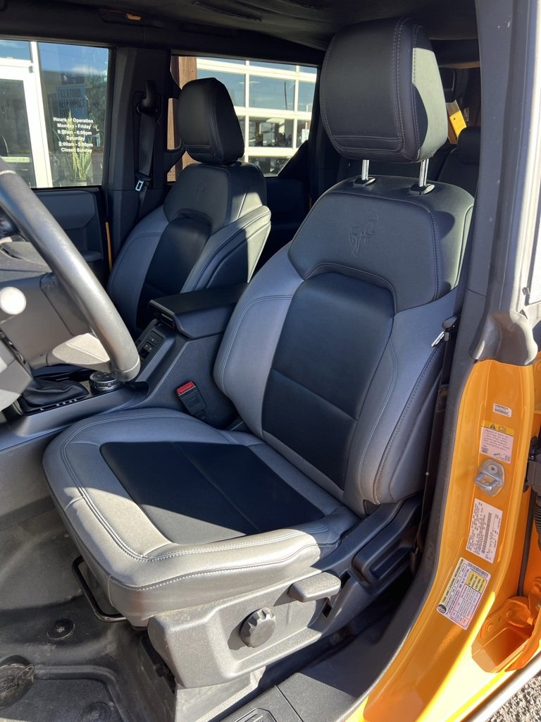 Used 2022 Ford Bronco Black Diamond image 12